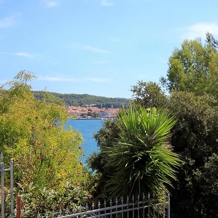 Apartments By The Sea Vela Luka, Korcula - 159 Apartment *